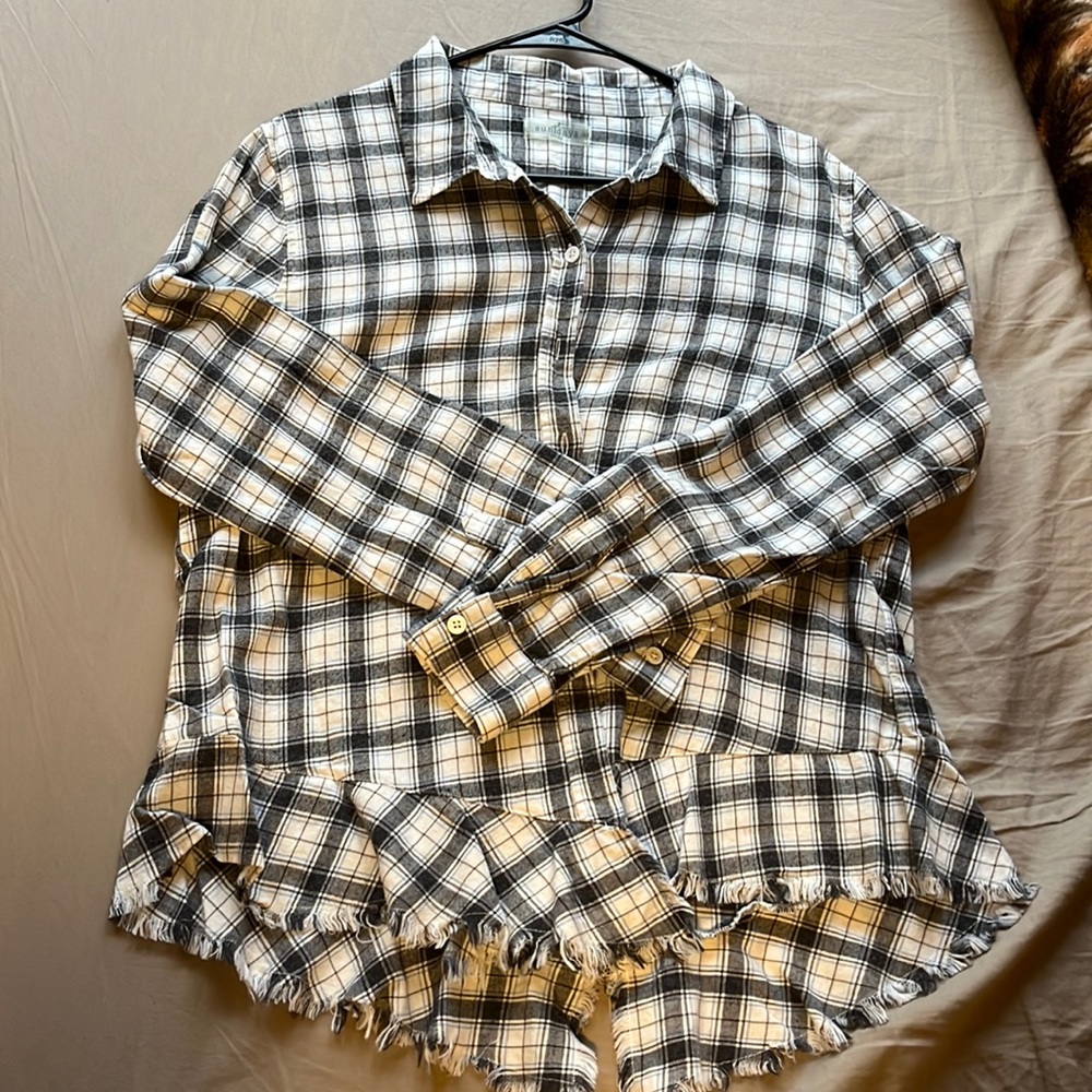 Sundays three plaid button down long sleeve flannel